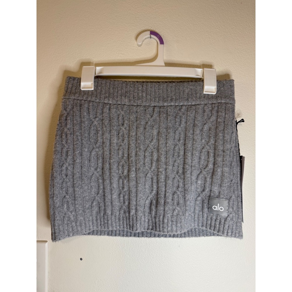 Alo Yoga Cable Knit Winter Bliss Mini Skirt Athletic‎ Heather Gray Size S NWT